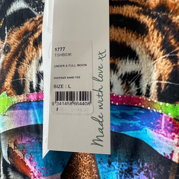 Man/woman t shirt by Camilla - Picture 5 of 12